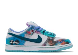 Futura Laboratories X Dunk Low SB Bleached Aqua